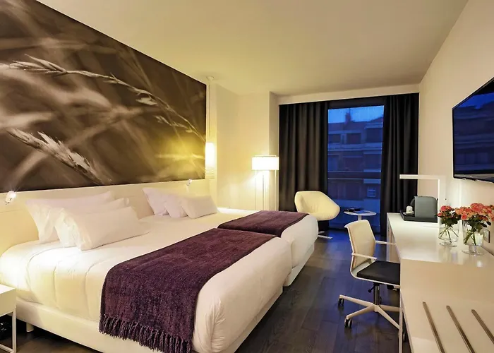 Nh Collection De Hotell 4*