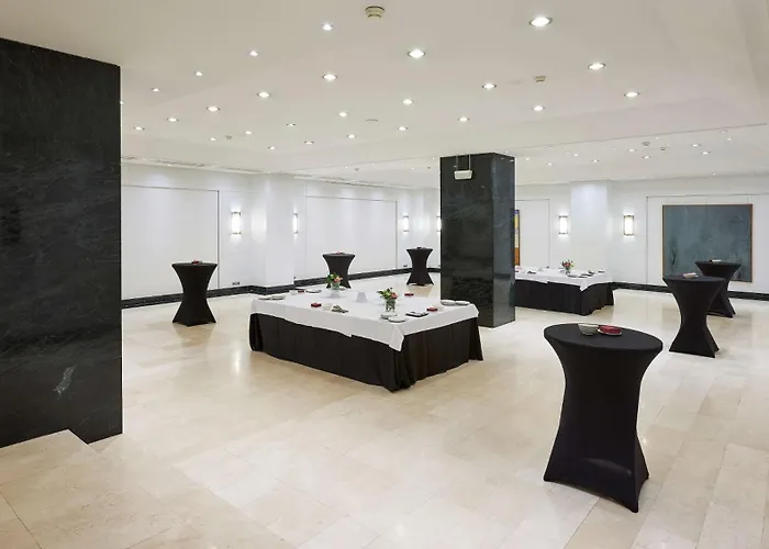 Hotell Nh Collection De 4*